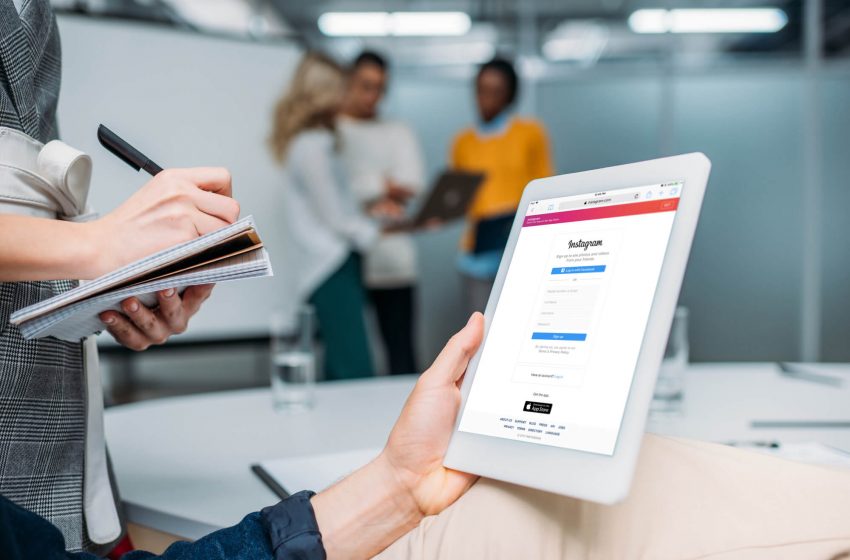 Redes Sociais: materiais e cards adicionais